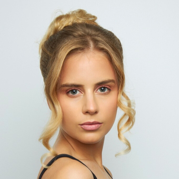 Gilded Petal Lip Liner - Loveable Lips